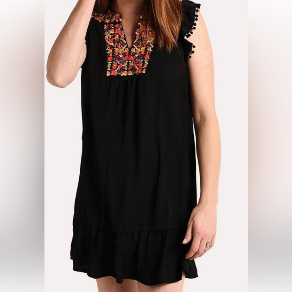 THML by Anthropologie size medium Embroidered Bib Dress